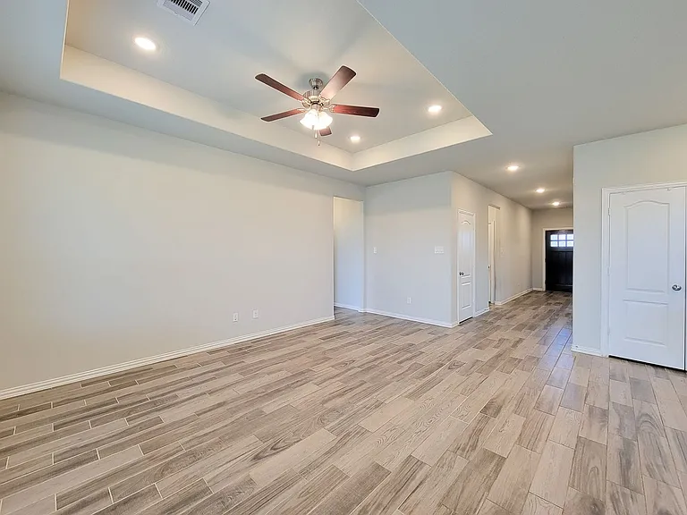 31419 Horseshoe Meadow Bnd — Photo 7
