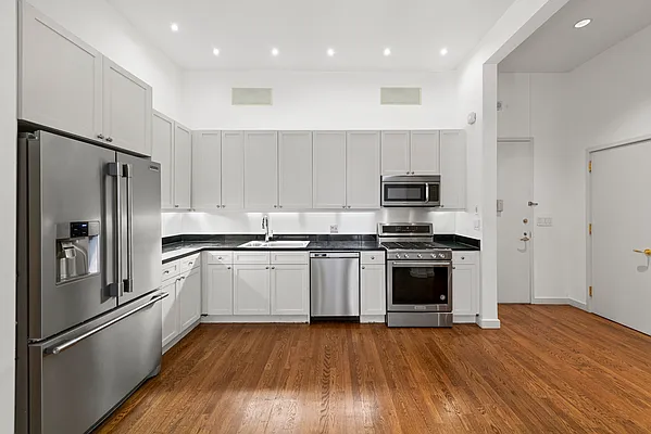Sold by Compass | media 4