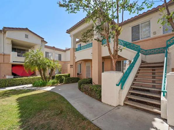 11454 Via Rancho San Diego Unit 208, El Cajon, CA 92019