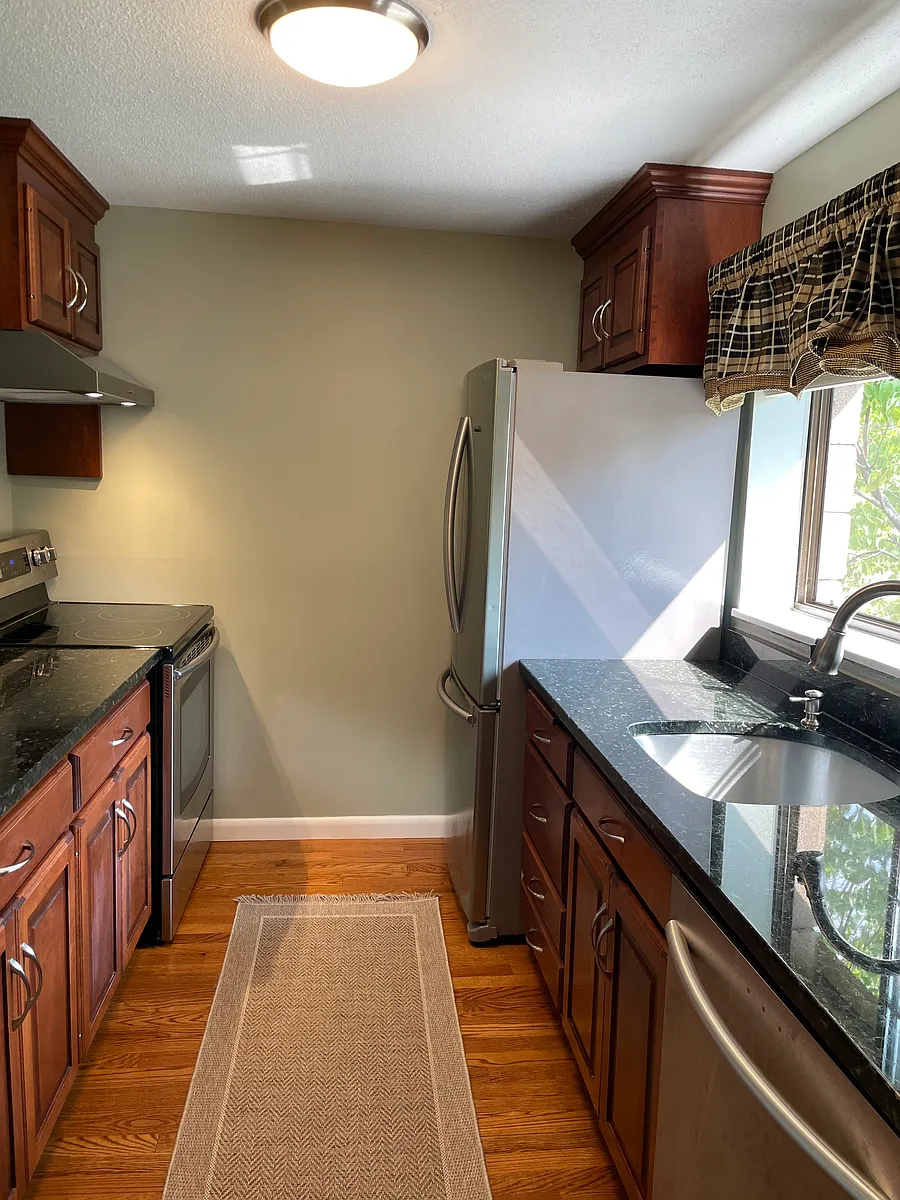 Kitchen - 42 N Main St #48