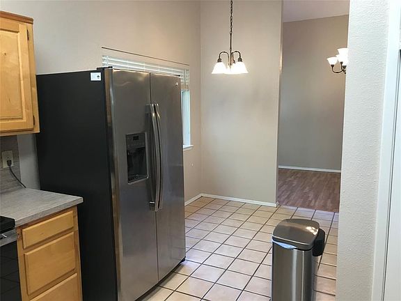 2nd image of 1807 Settlers Ct