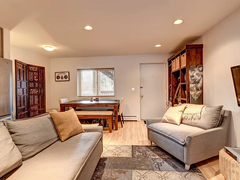 214 S Harris St #102 — Photo 13