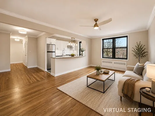 Living room, photo 1