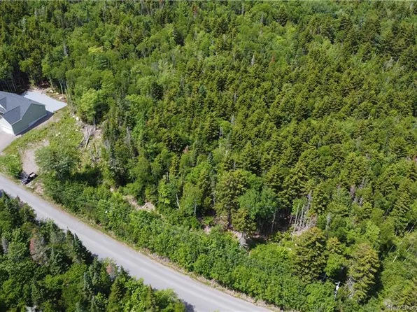 128 Highland Rd, Grand Bay Westfield, NB E5K 1H6