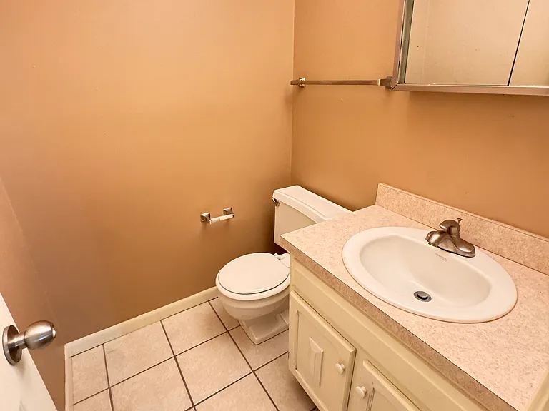 4403 S 27th St #6 — Photo 13