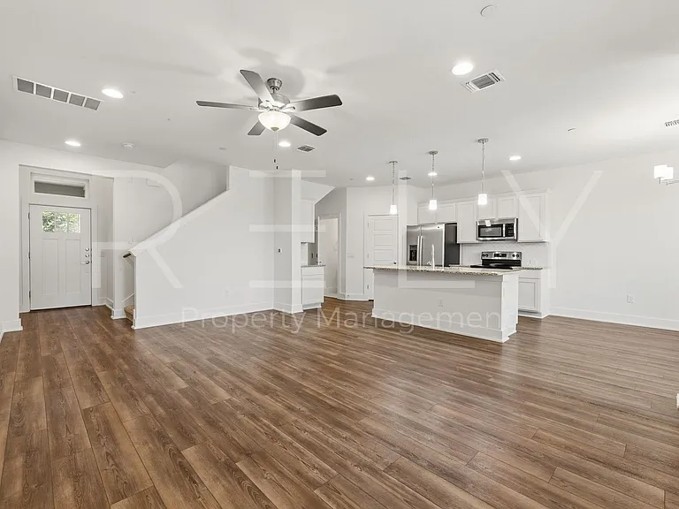 11202 Gadsen Ln #67 — Photo 9