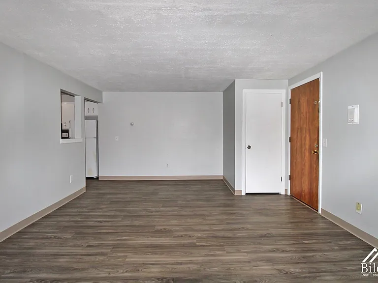 Hillside Terrace Apartments — Photo 118