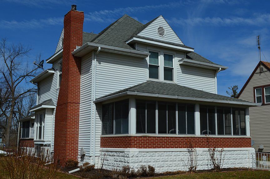 1st image of 125 E Cornelia St