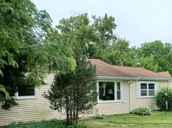 22265 W Terry Dr N, Lake Villa, IL 60046