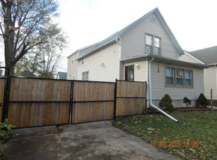 118 S 12th Ave, Maywood, IL 60153