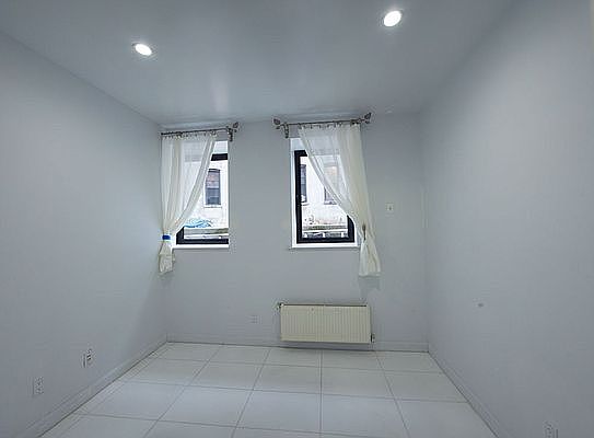4th image of 78 Herkimer St APT 102