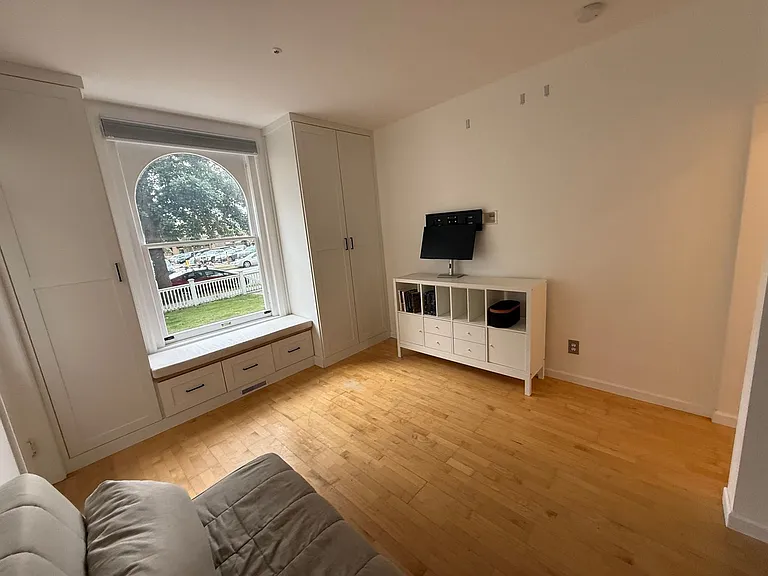 1333 Pine St #3 — Photo 11