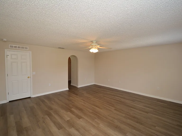 47 Buttermill Dr — Photo 17