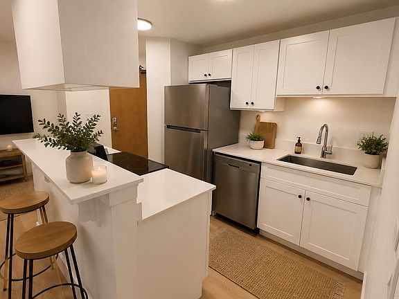 4th image of 1410 W Raye St APT 104