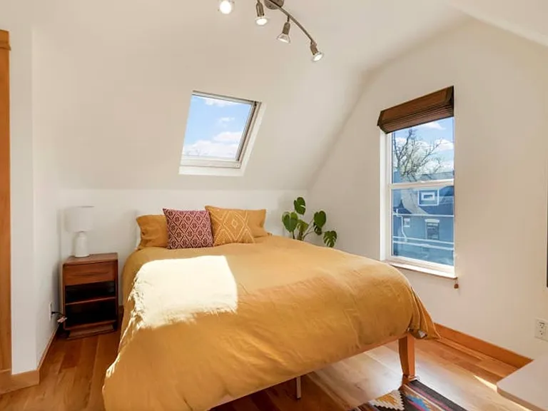 4401 N Raleigh St — Photo 10