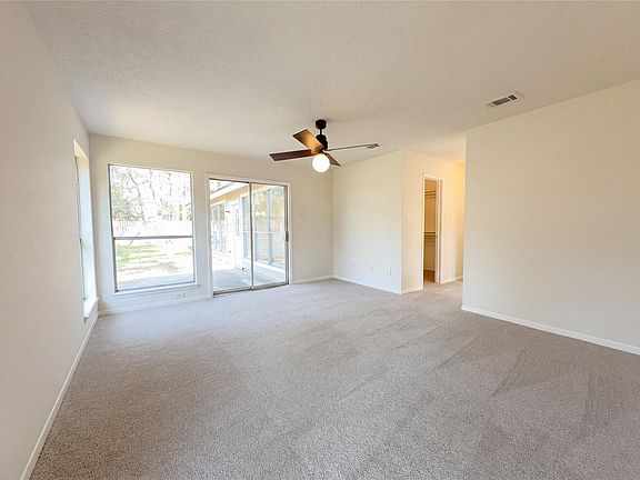 4th image of 2415 Box Oak Pl