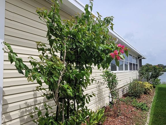 4th image of 113 Lake Pointe Dr
