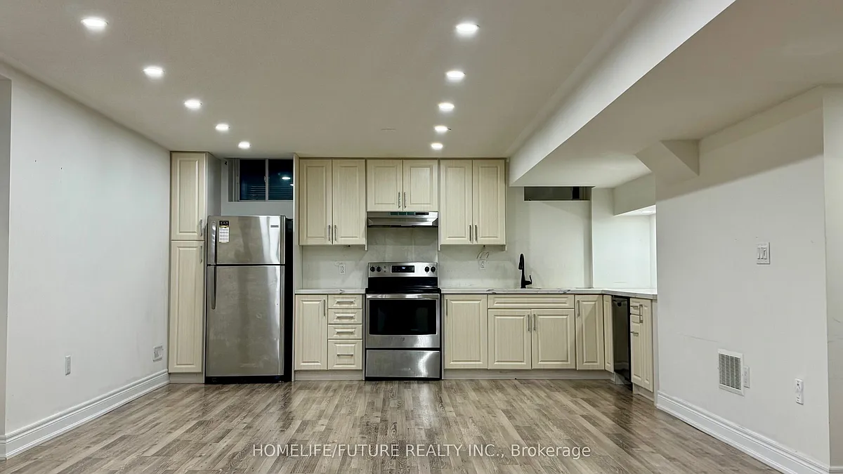 Building Photo - 2642 Sapphire Dr #BASEMENT