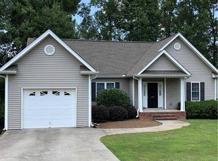 186 Grand Oak Cir, Pendleton, SC 29670