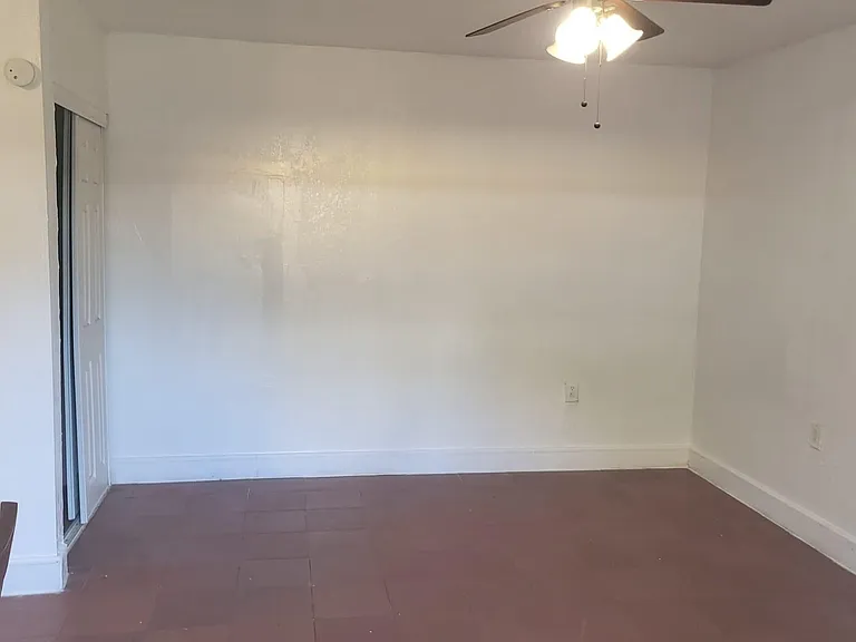 112 Newton Rd #BACK — Photo 5