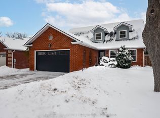 8 Passmore Ave, Orangeville, ON L9W 4E2