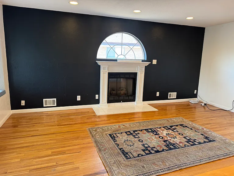 1840 W Center Ave — Photo 11