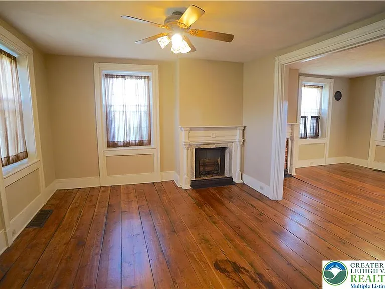 9020 Schantz Rd — Photo 15