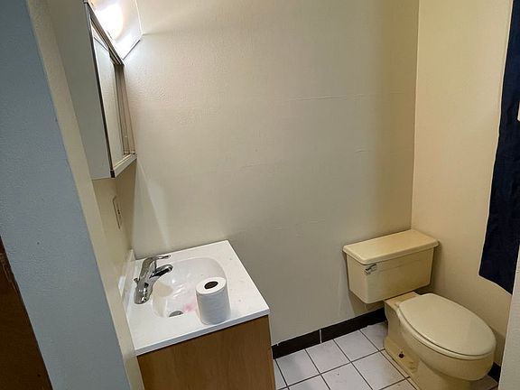 3rd image of 64-70 Chittenden Ave #68
