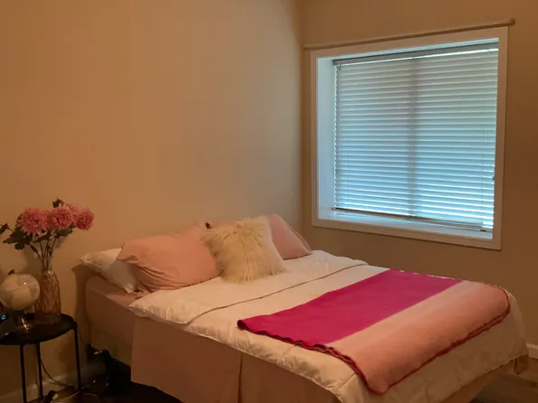 18709 68th St E, Bonney Lake, WA 98391