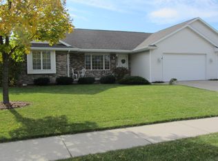 1894 Ledgeview Rd, De Pere, WI 54115