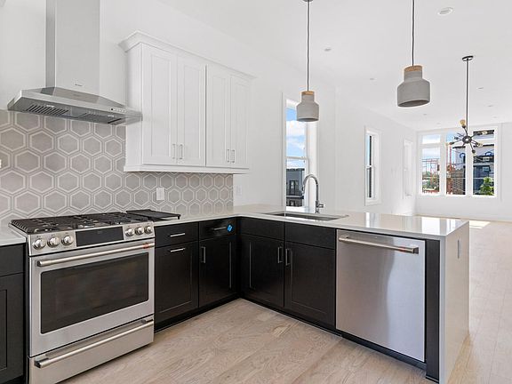 5th image of 646 Hamilton Ave