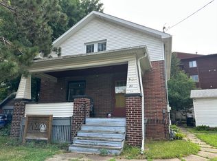 20 Valley Ave, Iowa City, IA 52246