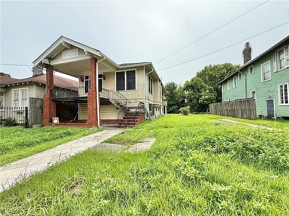 3rd image of 2521 Robert St