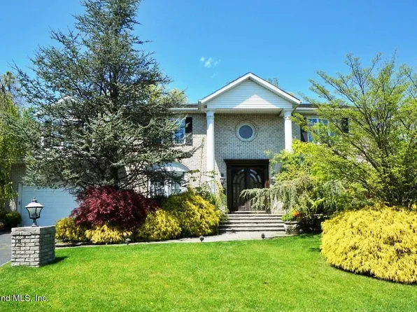 13 Whitwell Place image 1 of 10