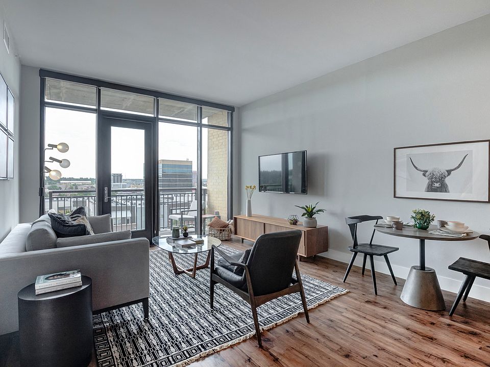 Model Living Room