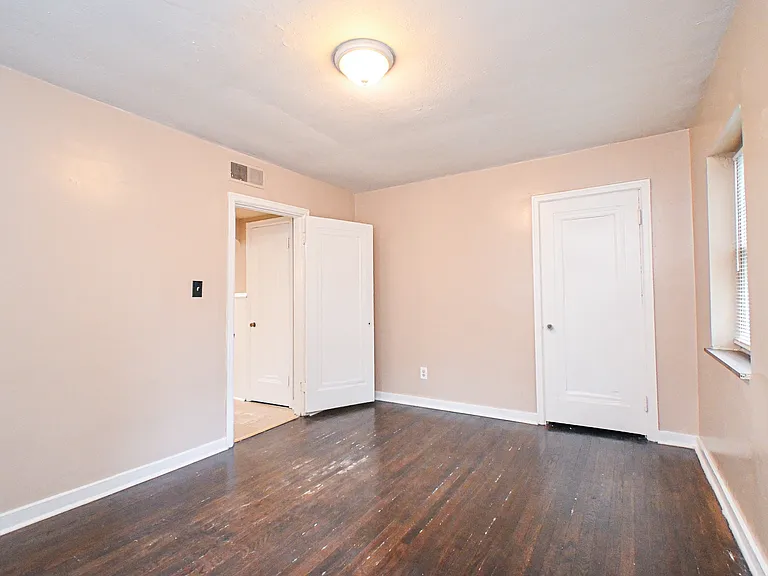 3042 Percy Ave #2 — Photo 15