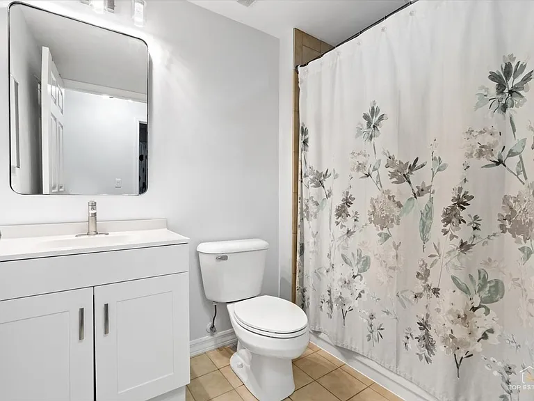 3501 Wellington Ct #203 — Photo 18
