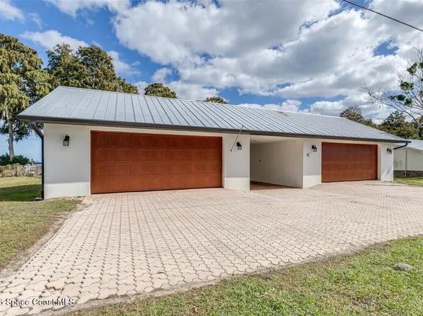 12 N Lakeview Dr, Haines City, FL 33844