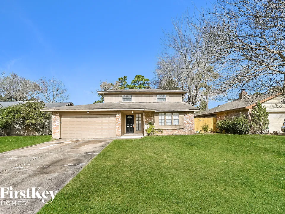 5023 Glendower Dr