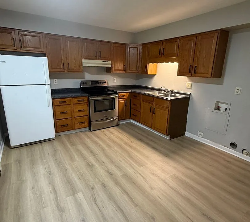 607 S Linden Ave