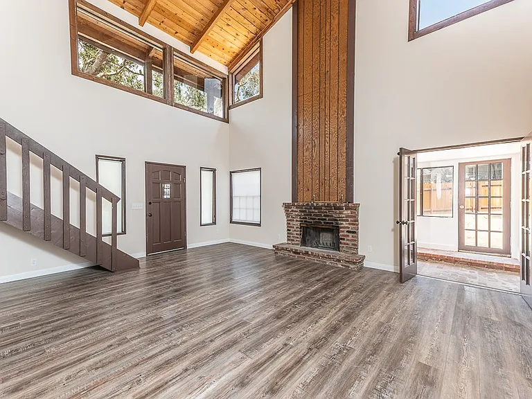 7834 Lilac Ln — Photo 4