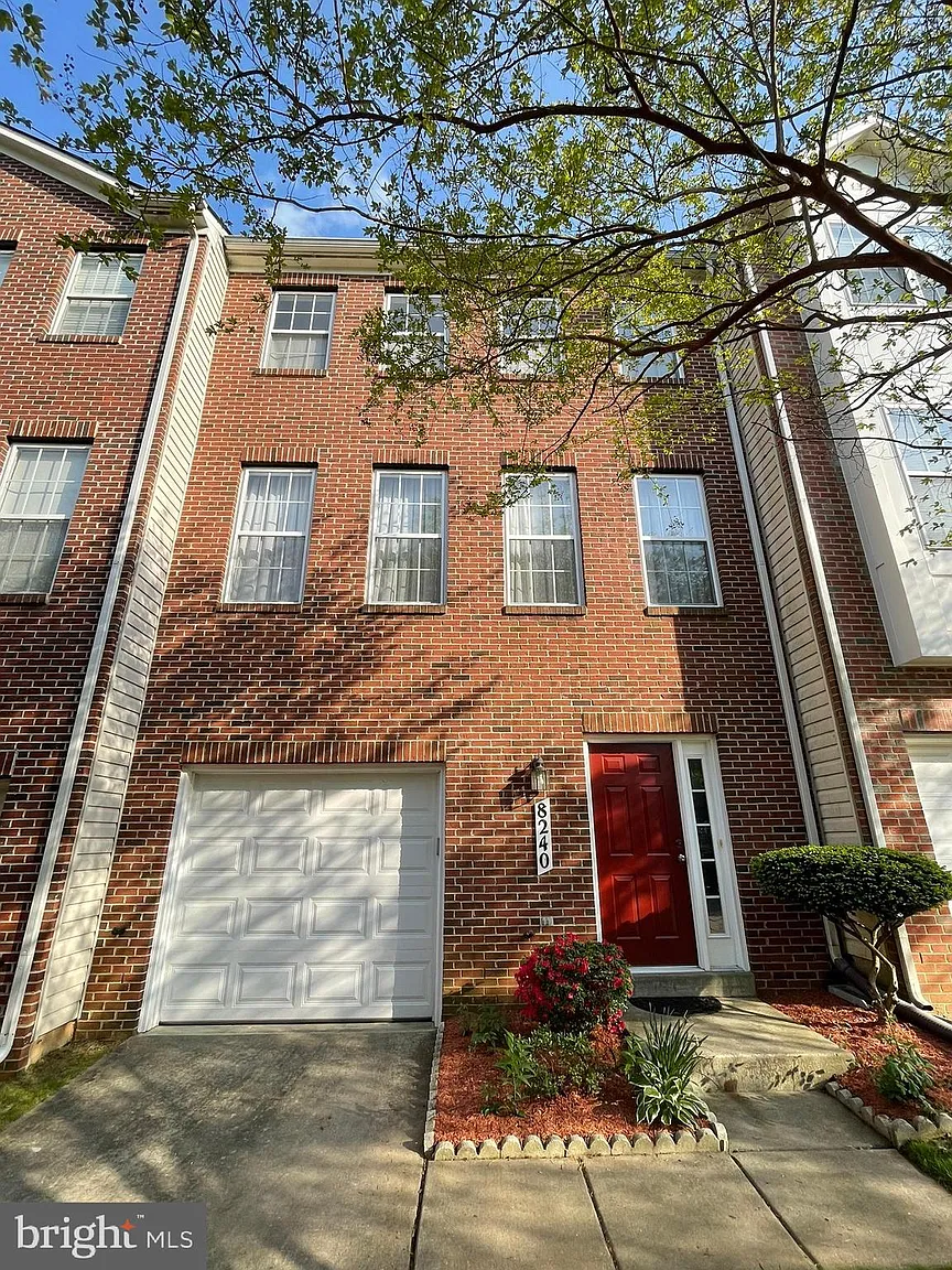 8240 Ironclad Ct photo 1