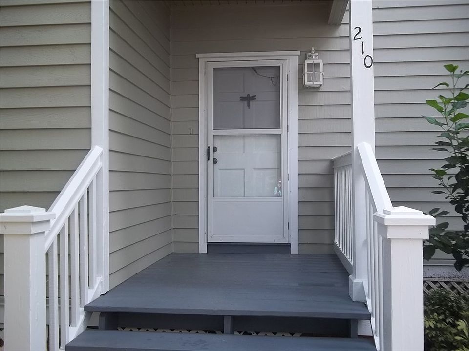 1st image of 1300 E Ivy Ct #210