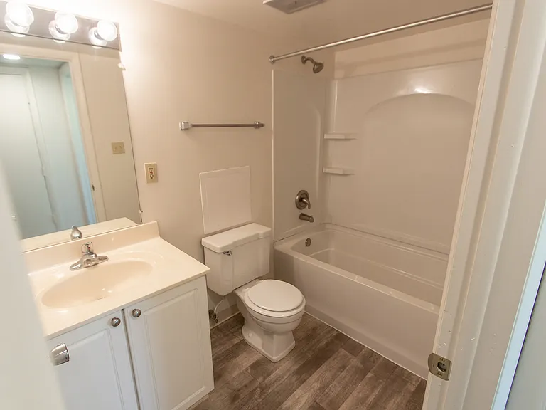 Village East — Photo 12
