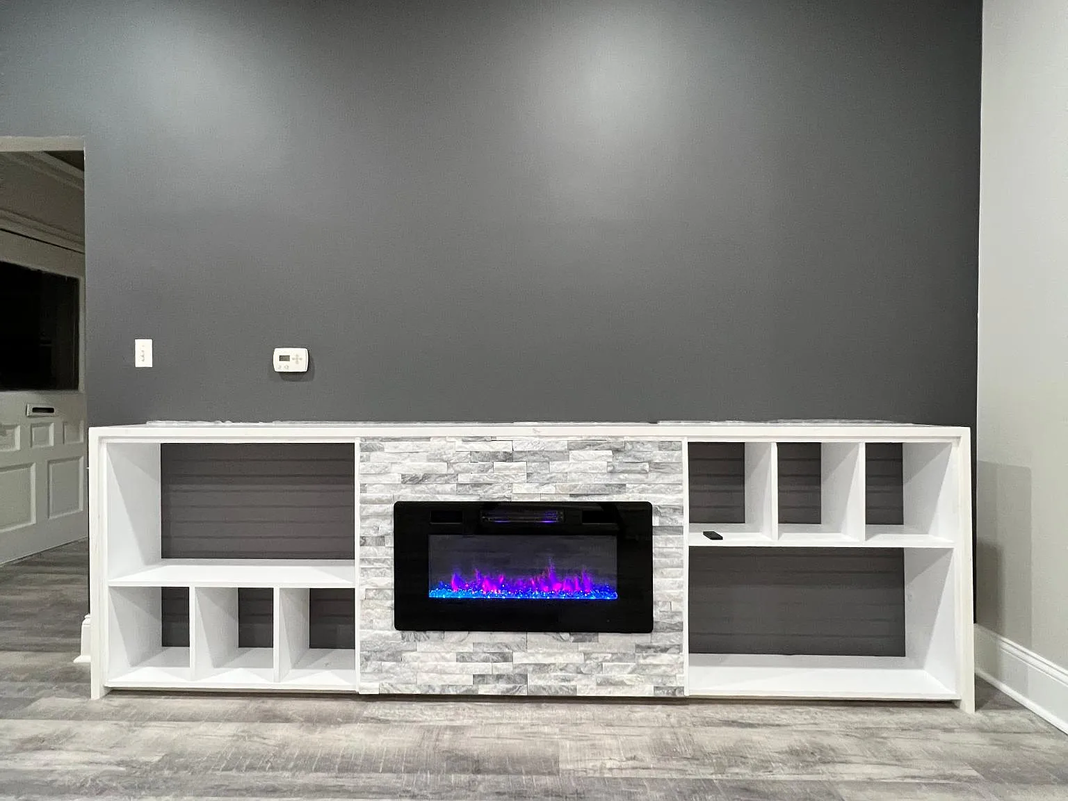 3044 Calwagner St — Photo 4