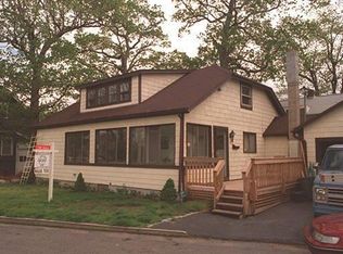 28 Channel Rd, Norwalk, CT 06854