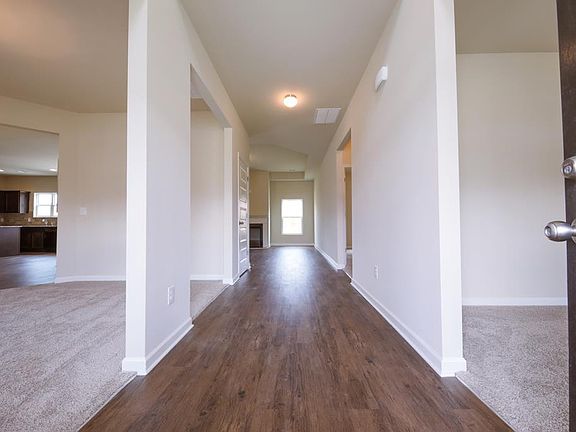 5th image of 1533 Oglethorpe Drive