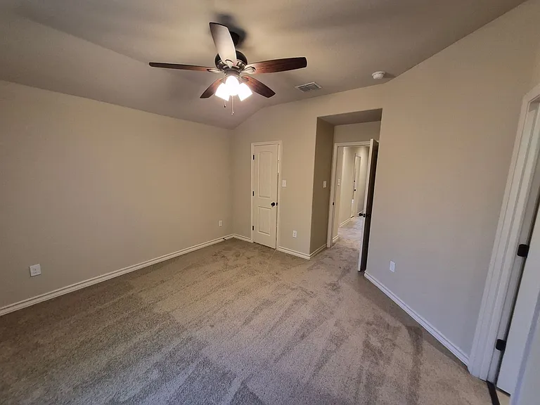 7014 Lakeview Dr #102 — Photo 16