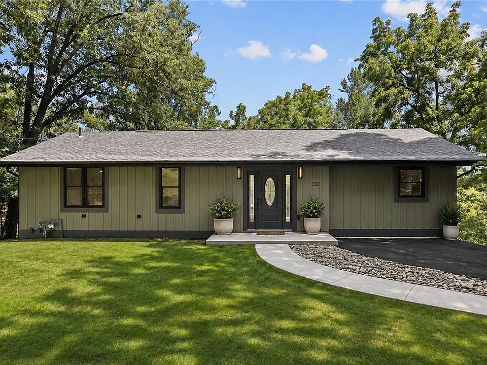 1st image of 233 Horseshoe Dr
