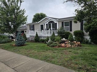 2801 S Greenfield Rd, Brookline, MO 65619